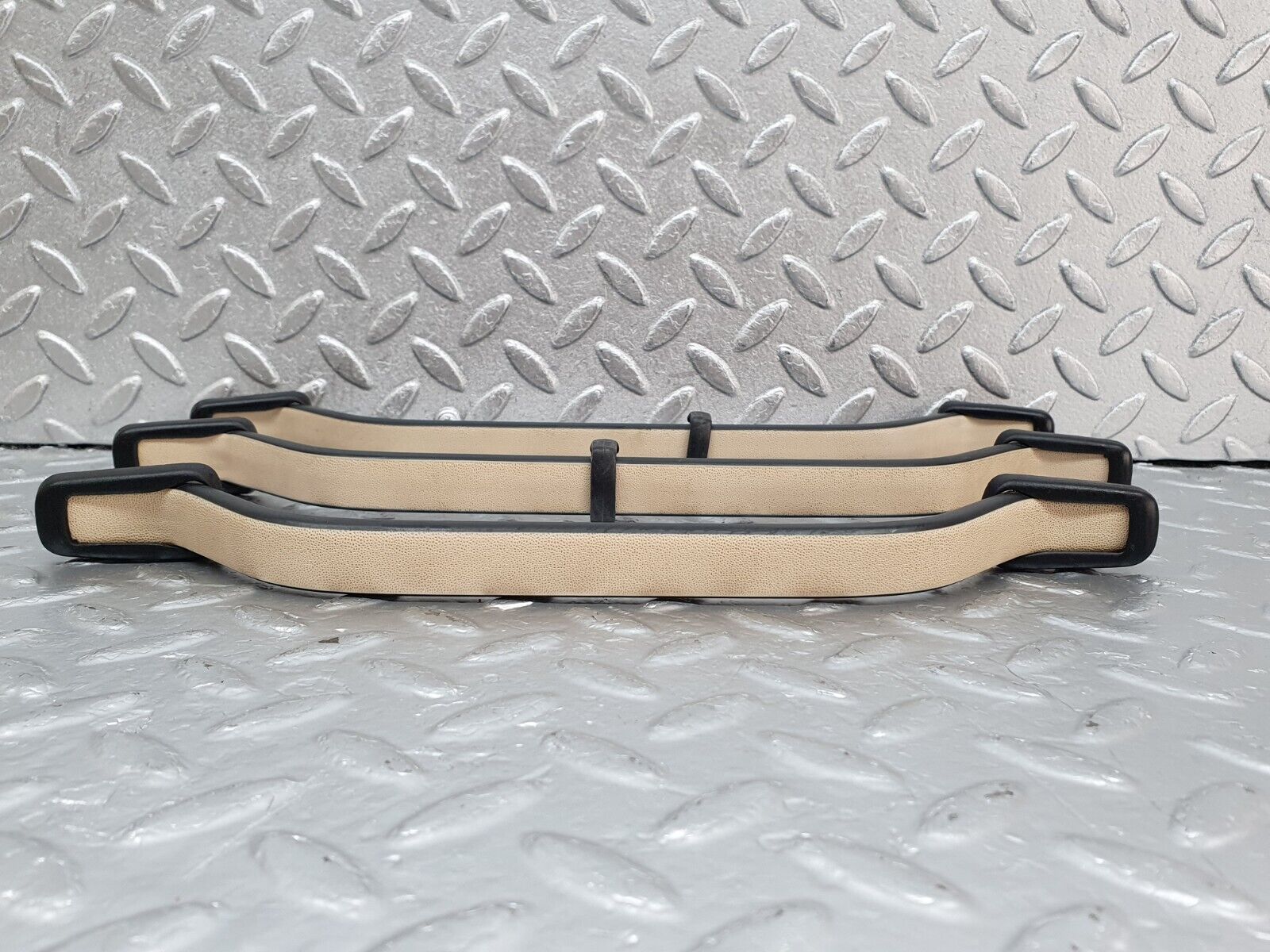 44134 Mercedes-Benz C123 230CE Coupe Interior Roof Grab Handle Set Beige