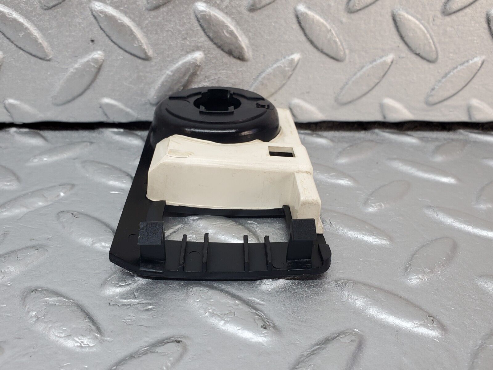 45599 Mercedes-Benz W126 420SE Headlight Switch Surround Cover Trim