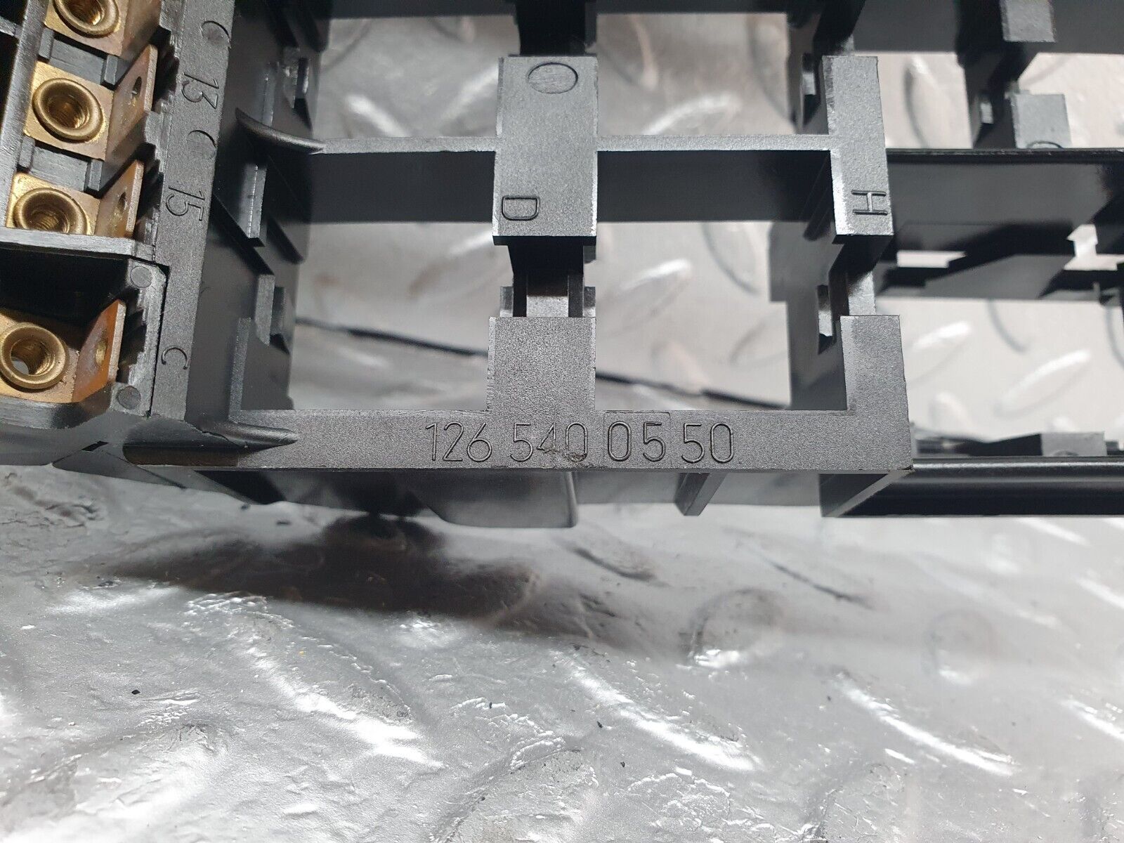 43592 Mercedes-Benz C126 380SEC Coupe Fuse Box 1265400550