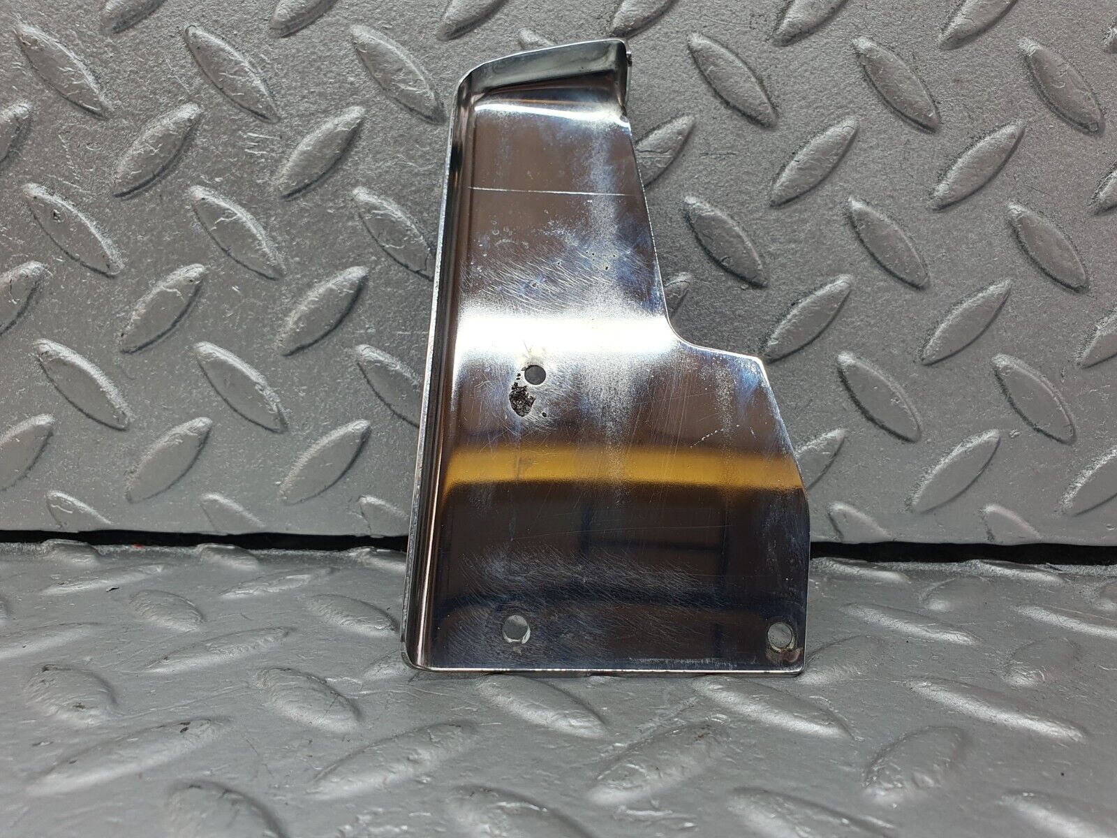 42515 Mercedes-Benz R129 320SL Coupe Left Door Chrome Cover