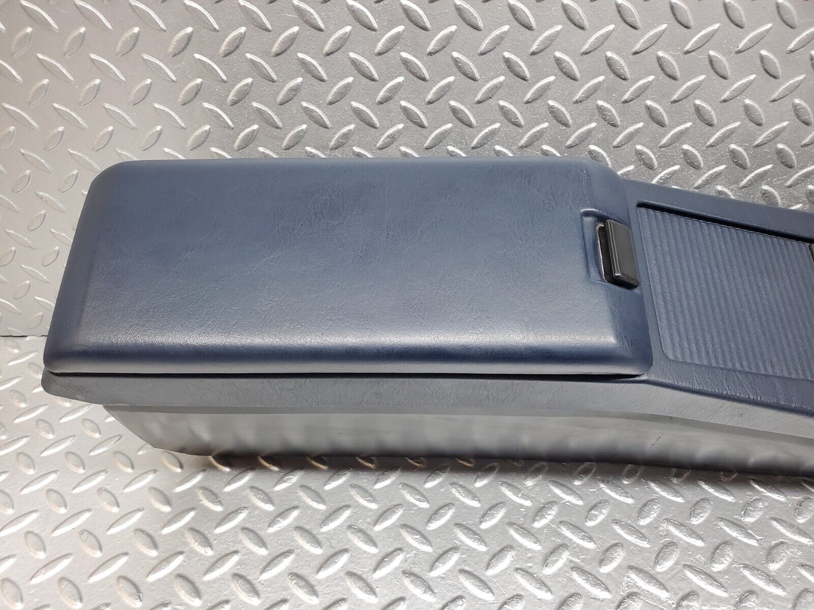 45148 Mercedes-Benz R129 300SL Coupe Centre Console Blue 1296830075 1296830000