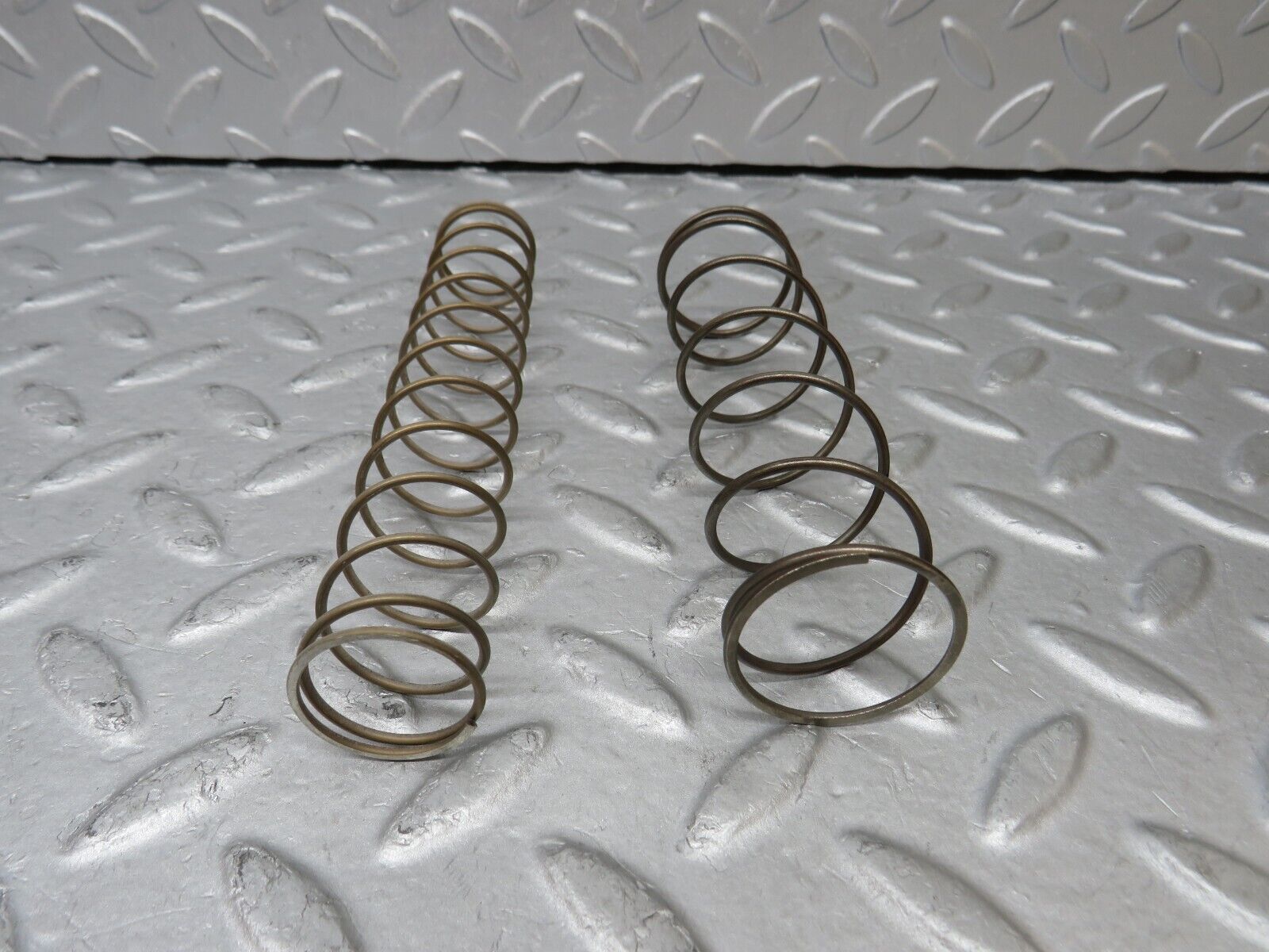 36438 Mercedes-Benz R107 450SL Automatic Gearbox Piston Spring Set