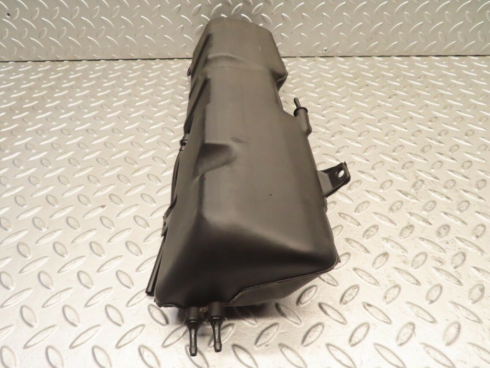 11804 Mercedes-Benz R107 450SL Fuel Gas Vapor Expansion Tank