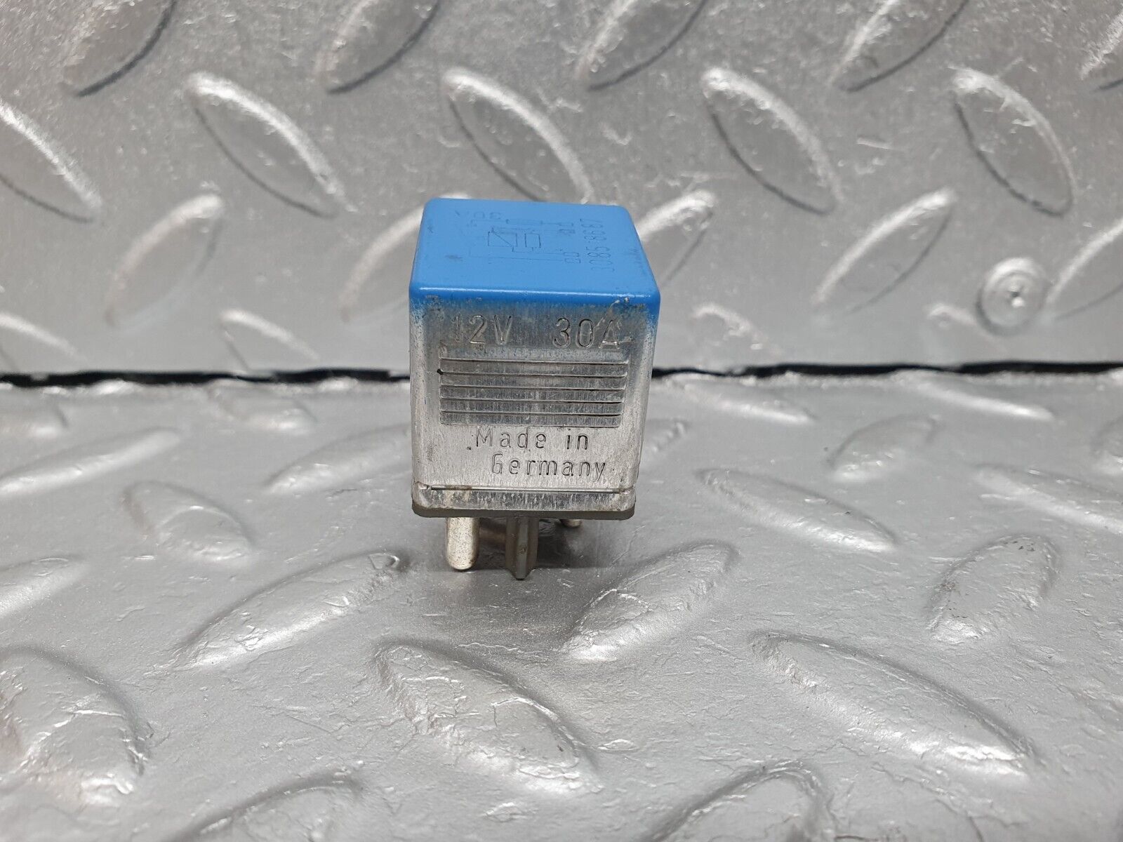 41641 Mercedes-Benz W124 200E Multi Purpose Relay 0015425919