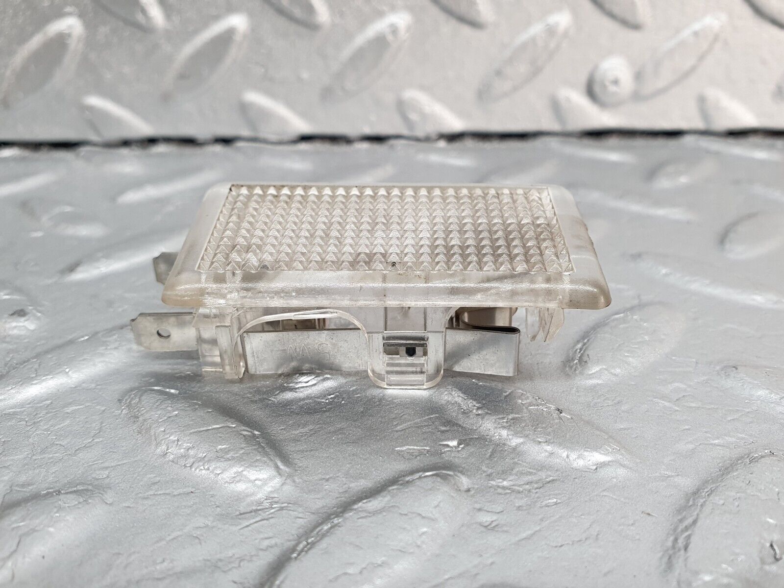 42043 Mercedes-Benz W202 C200 Glove Box Light 1268201301