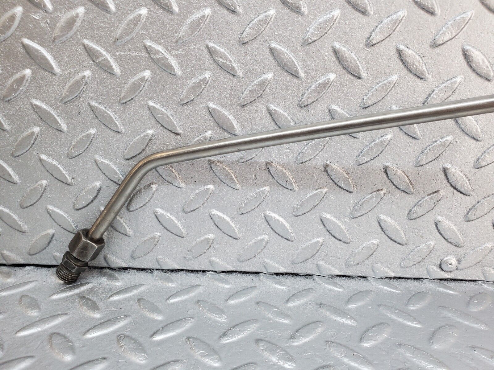 45375 Mercedes-Benz 280E M110.983 EGR Valve Hose Pipe