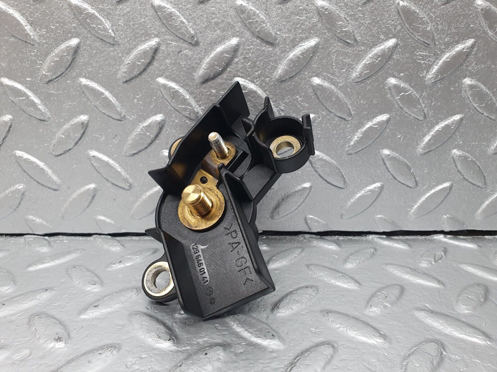 42237 Mercedes-Benz R129 320SL Coupe Positive Battery Cable Connector 1295460141