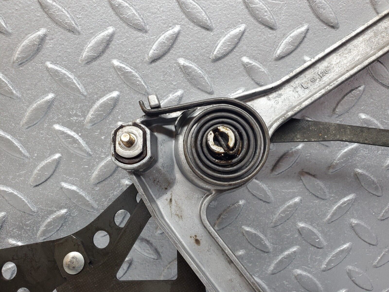 45713 Mercedes-Benz W126 420SE Front Left Power Window Regulator 13927