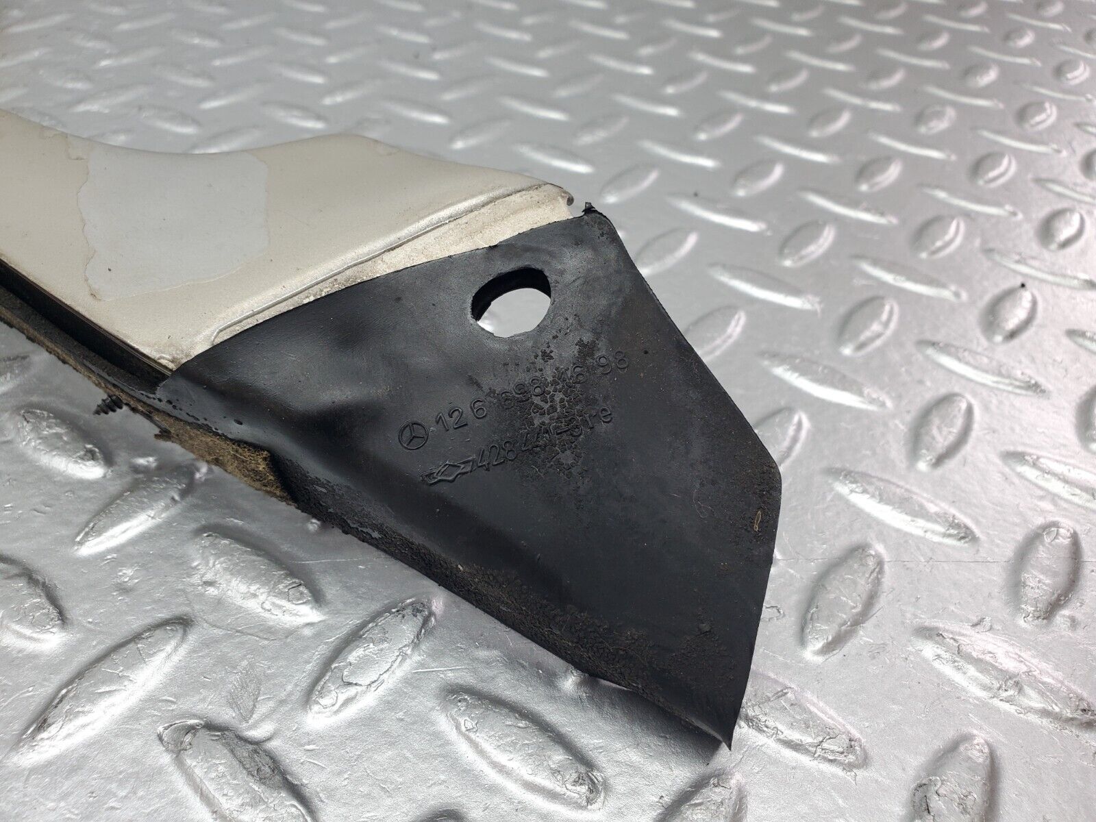 45806 Mercedes-Benz W126 420SE A Pillar Exterior Trim Right Side 1266981698