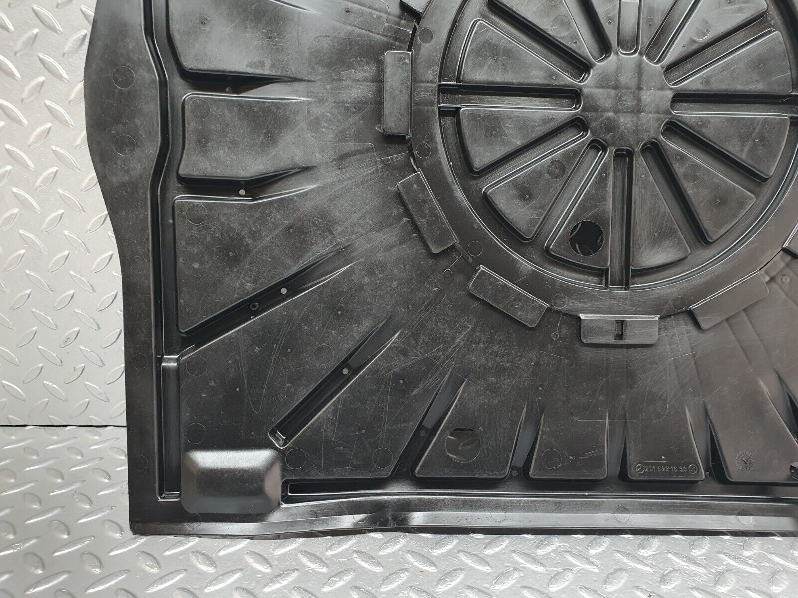 42662 Mercedes-Benz W201 190 2.0L Trunk Boot Spare Wheel Cover 2016931633