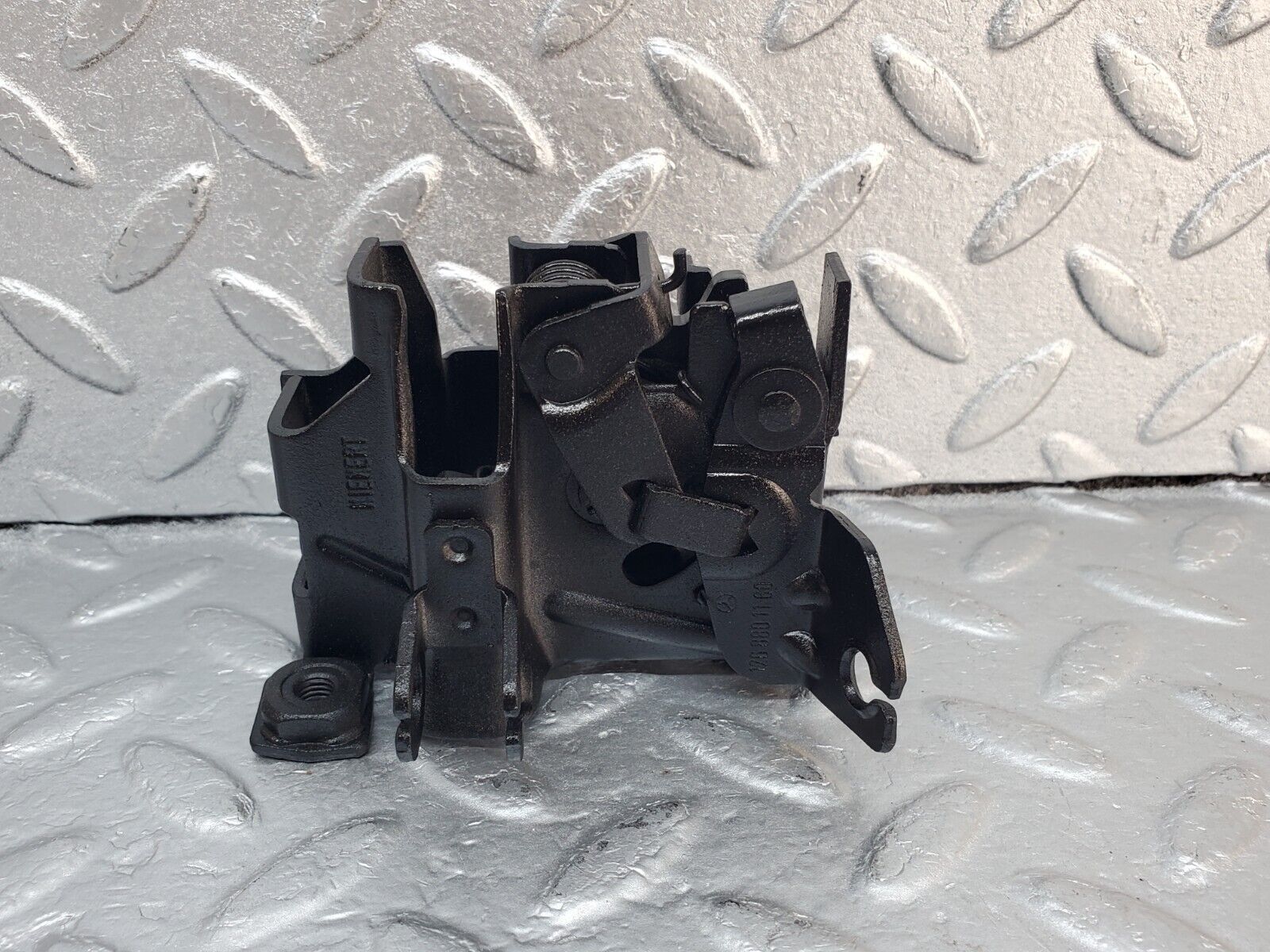 45947 Mercedes-Benz W126 420SE Bonnet Lock Catch Left Side 1268801160