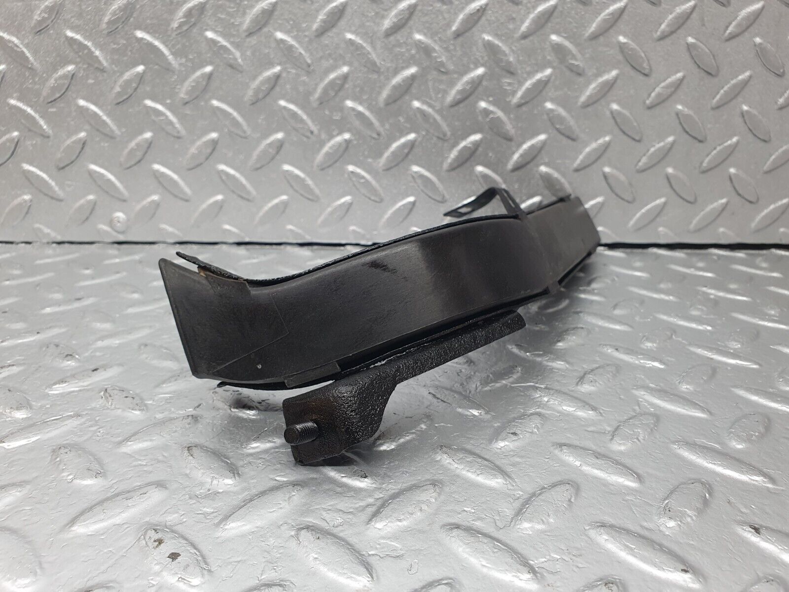 42605 Mercedes-Benz R129 320SL Coupe Ignition Coil Lead Cover 1295460064