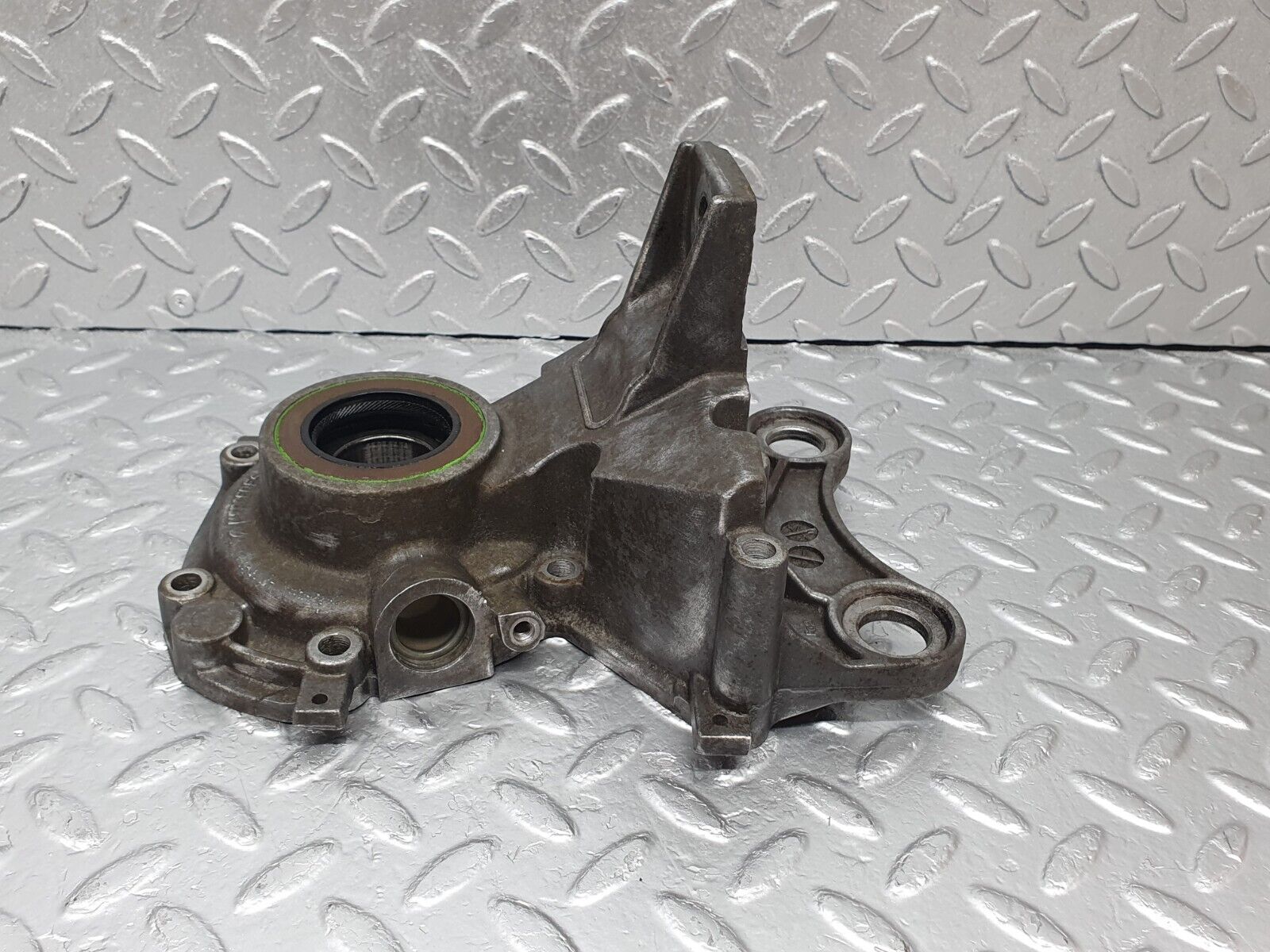 43850 Mercedes-Benz C126 380SEC Coupe Automatic Gearbox Housing 722.310 1262711201