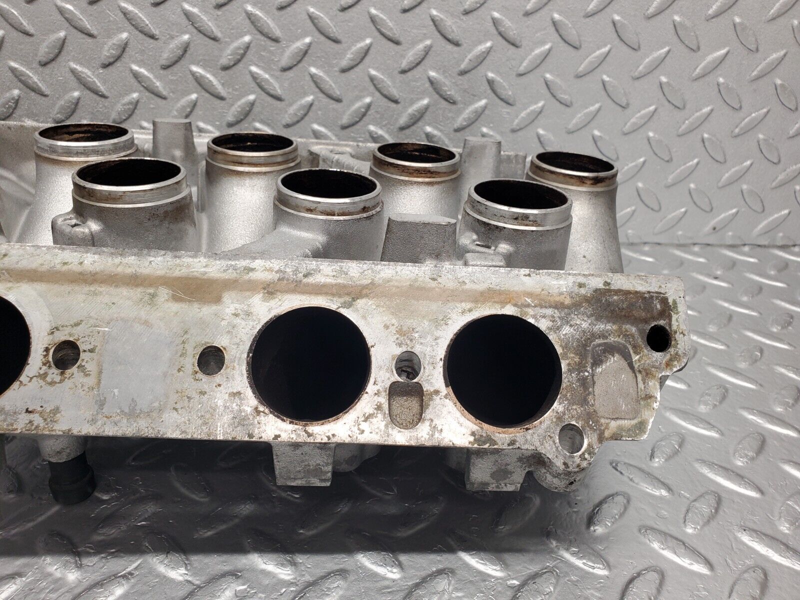 46091 Mercedes-Benz W126 420SE Air Intake Manifold 1161416501