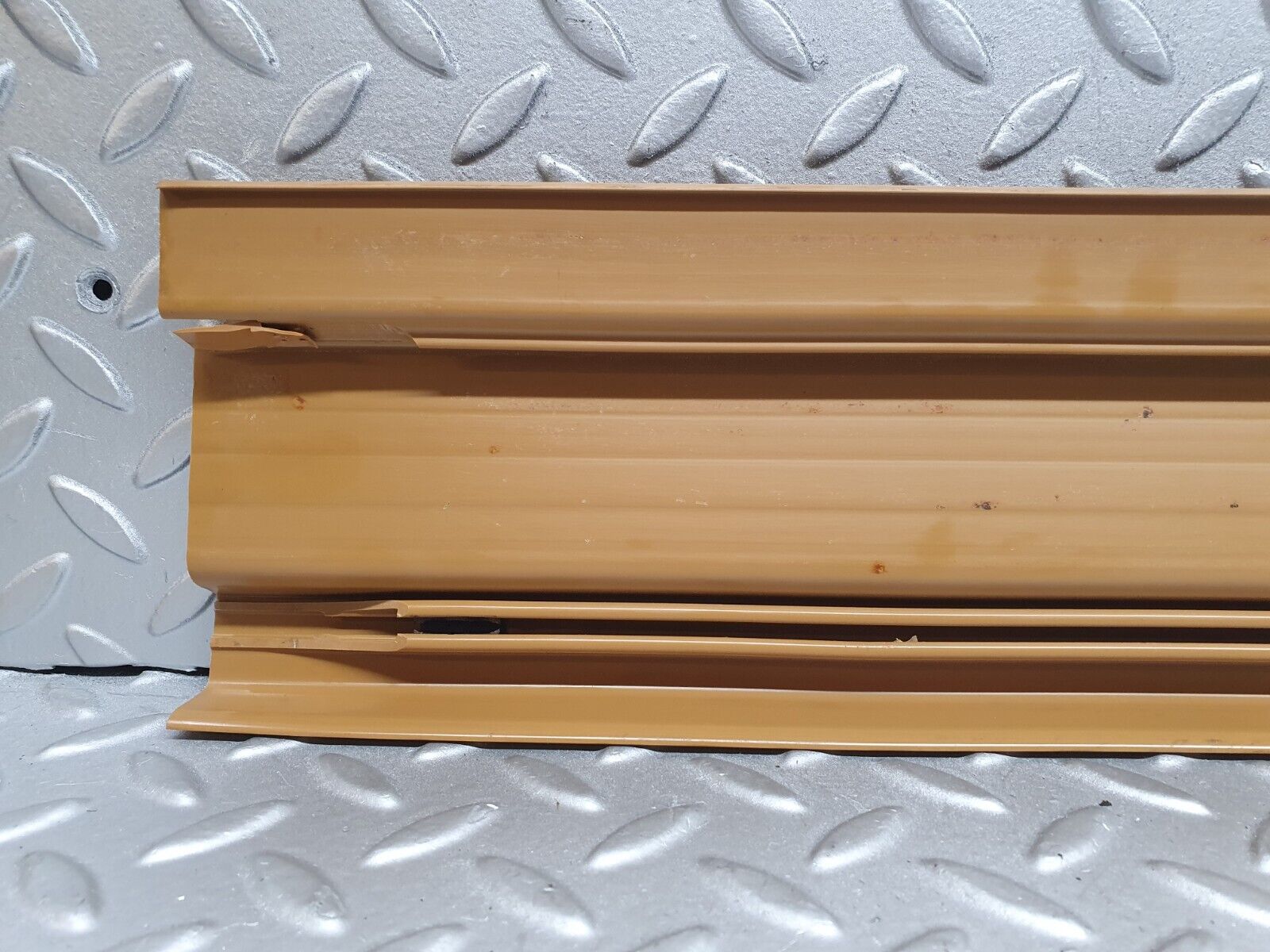 43500 Mercedes-Benz C126 380SEC Coupe Door Sill Left Side