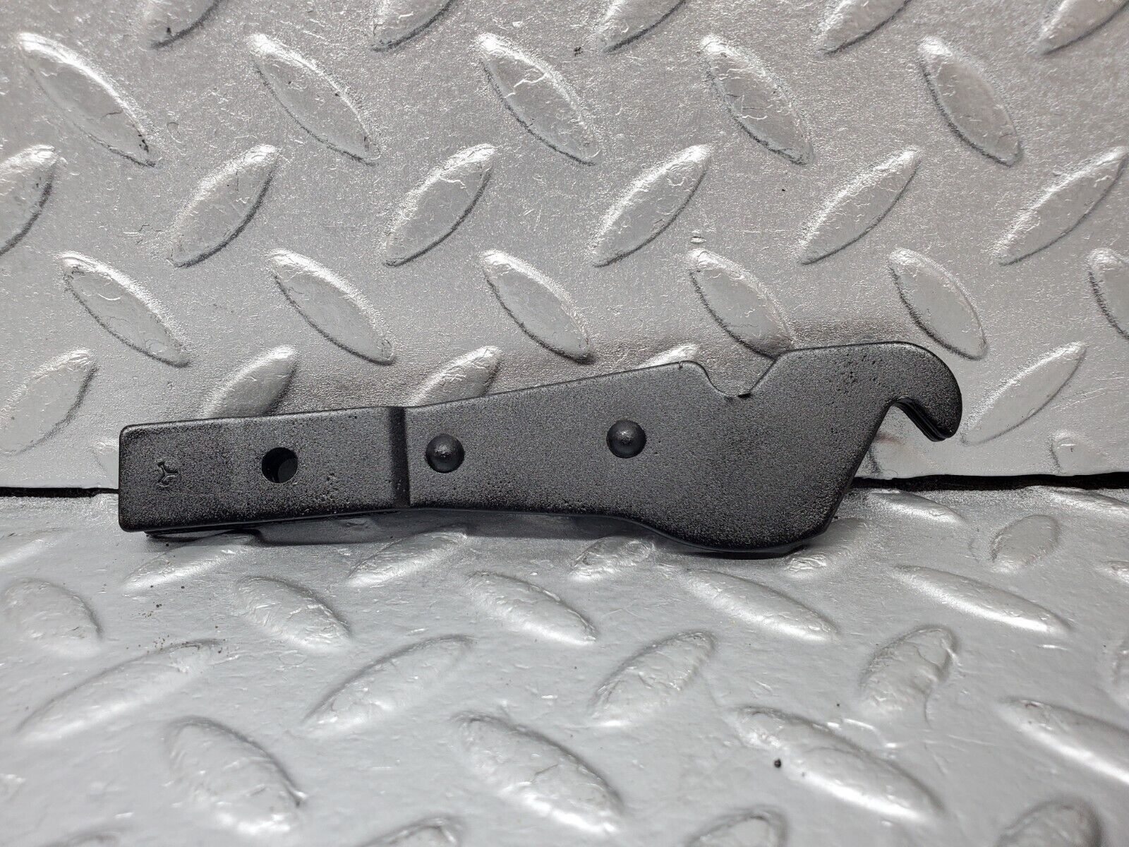 44499 Mercedes-Benz W123 280E Handbrake Adjusting Handbrake Regulator