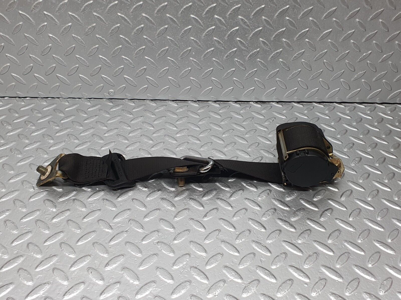 41694 Mercedes-Benz W124 200E Rear Seat Belt Set With Buckles 1248601185 1248601169 1248600585 1248600585
