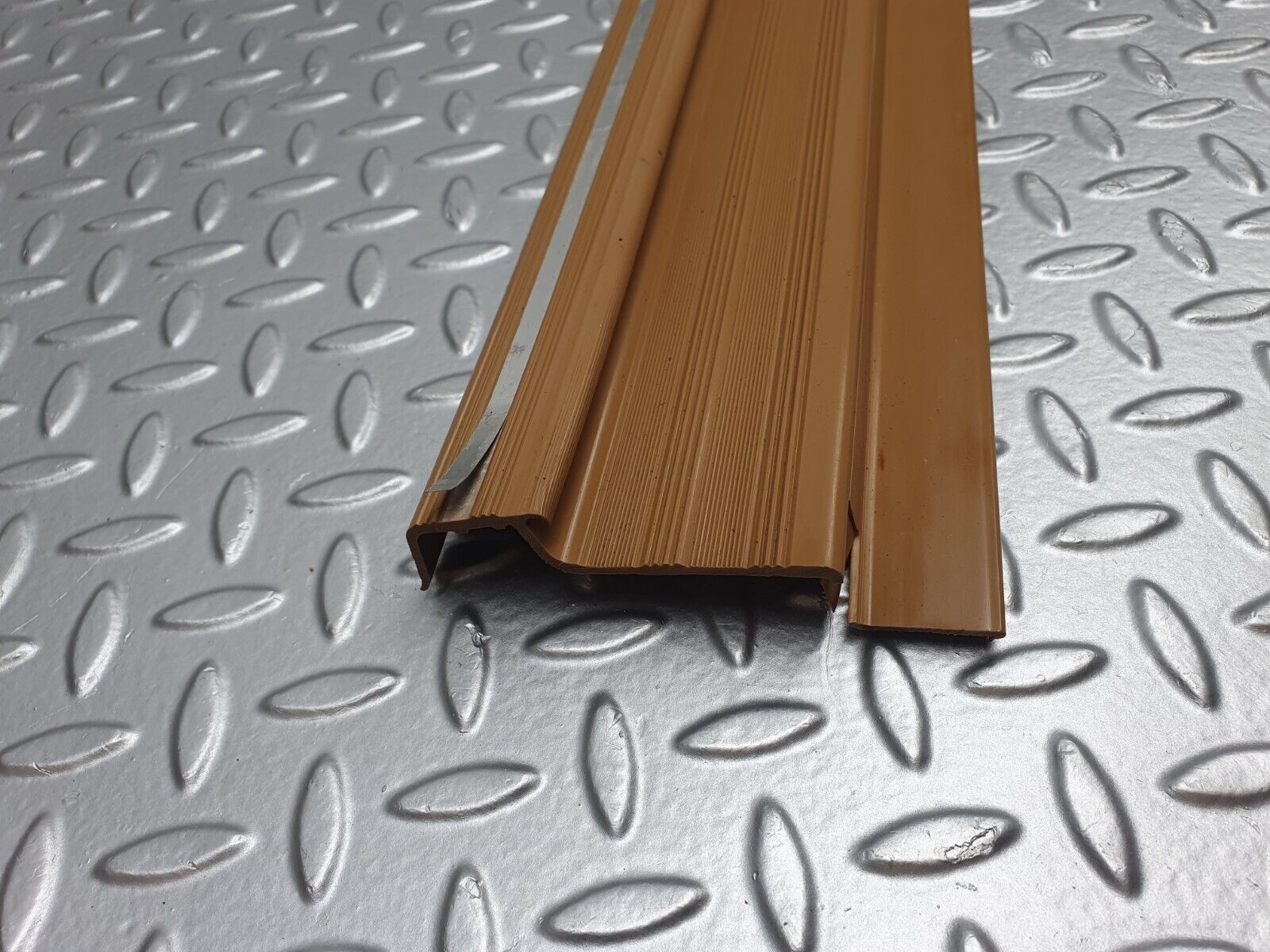 43500 Mercedes-Benz C126 380SEC Coupe Door Sill Left Side