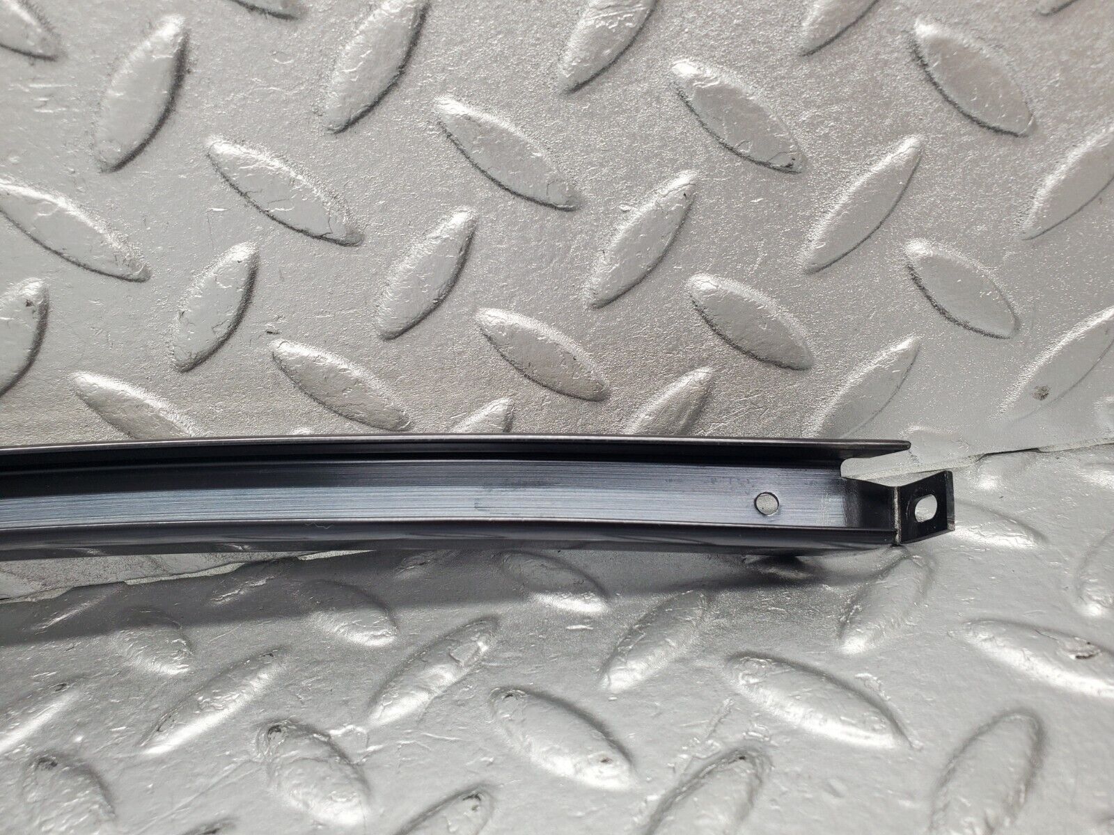 46150 Mercedes-Benz W124 Rear Right Door Window Channel