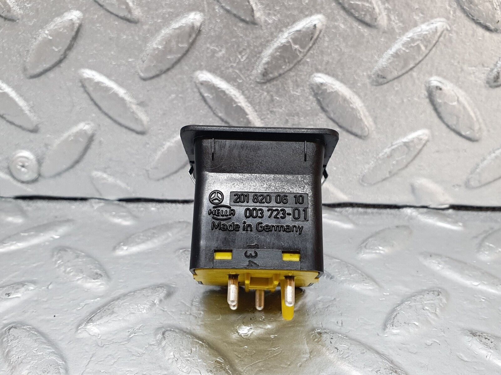 44110 Mercedes-Benz C123 230CE Coupe Mirror Control Switch