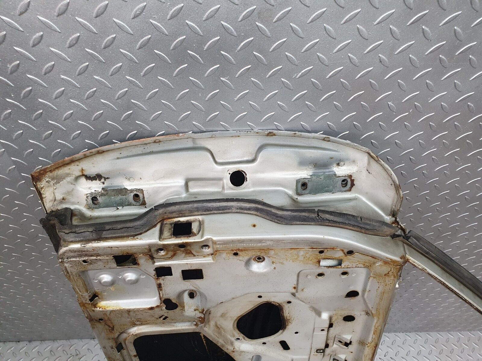 43741 Mercedes-Benz W116 350E Front Right Door