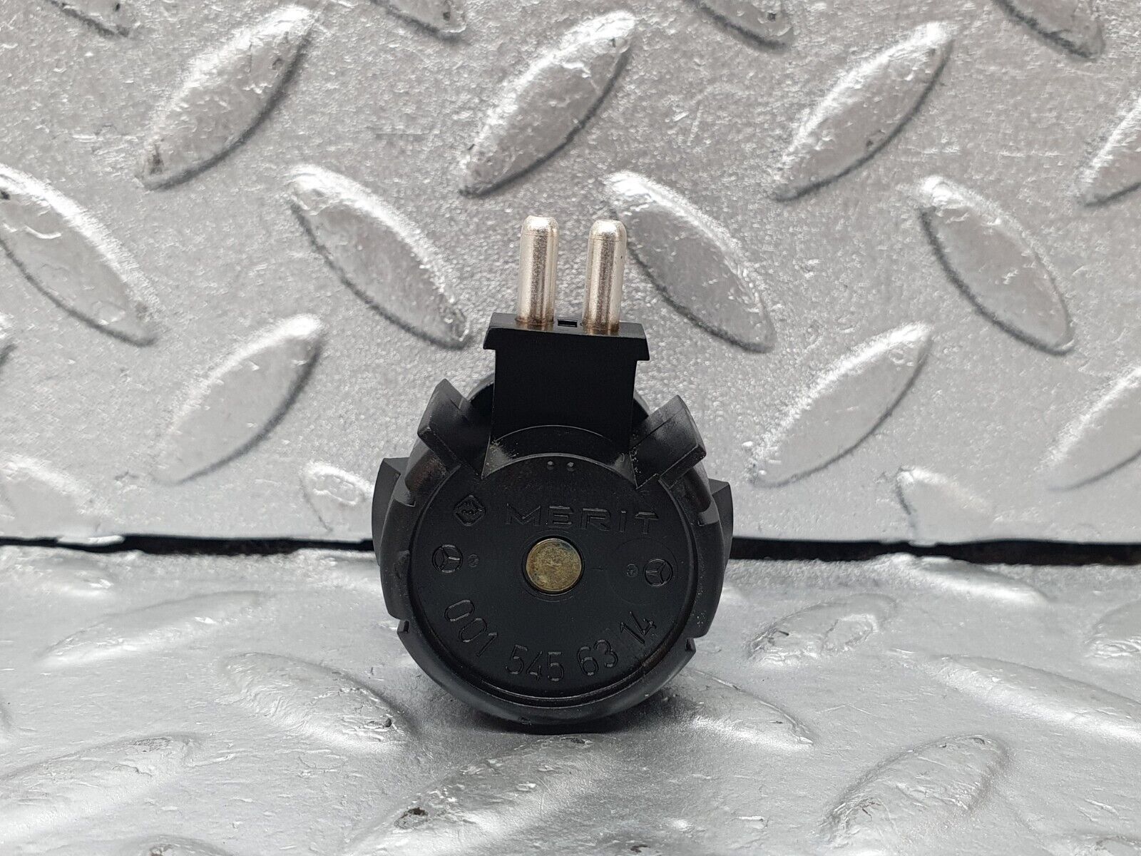 44106 Mercedes-Benz C123 230CE Coupe Kick Down Switch 0015456314