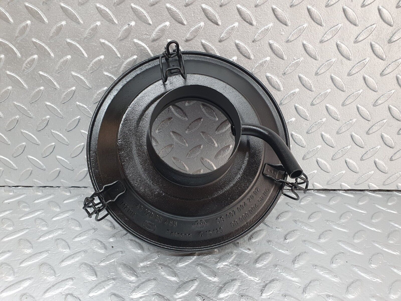 43197 Mercedes-Benz W108 280SE Air Filter Box Housing 4512085466 0070942002