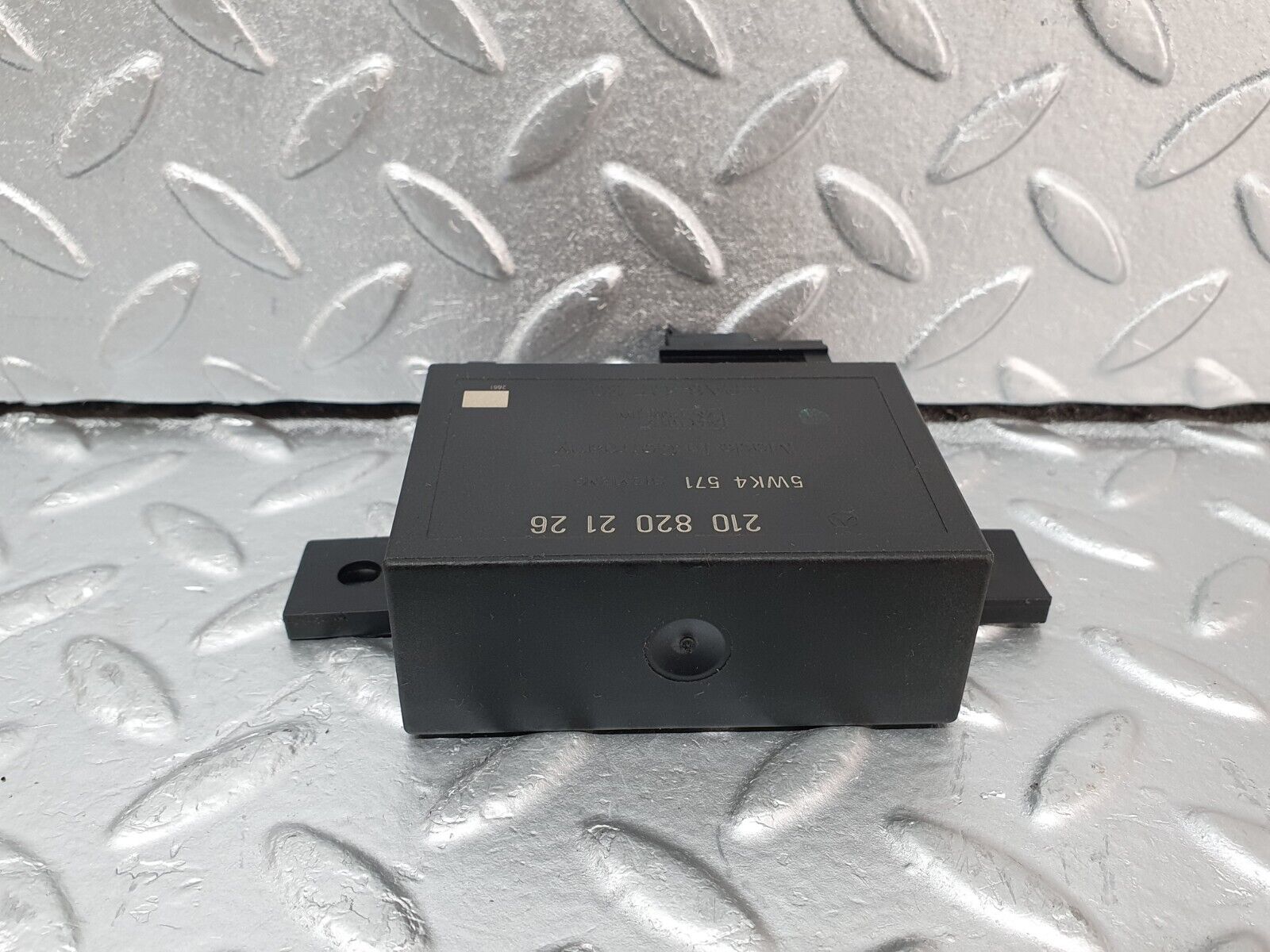 42153 Mercedes-Benz R129 320SL Coupe Remote Central Locking Control Module 2108202126