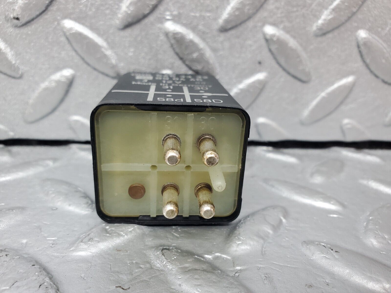 45586 Mercedes-Benz W126 420SE Light Control Relay 0055453332