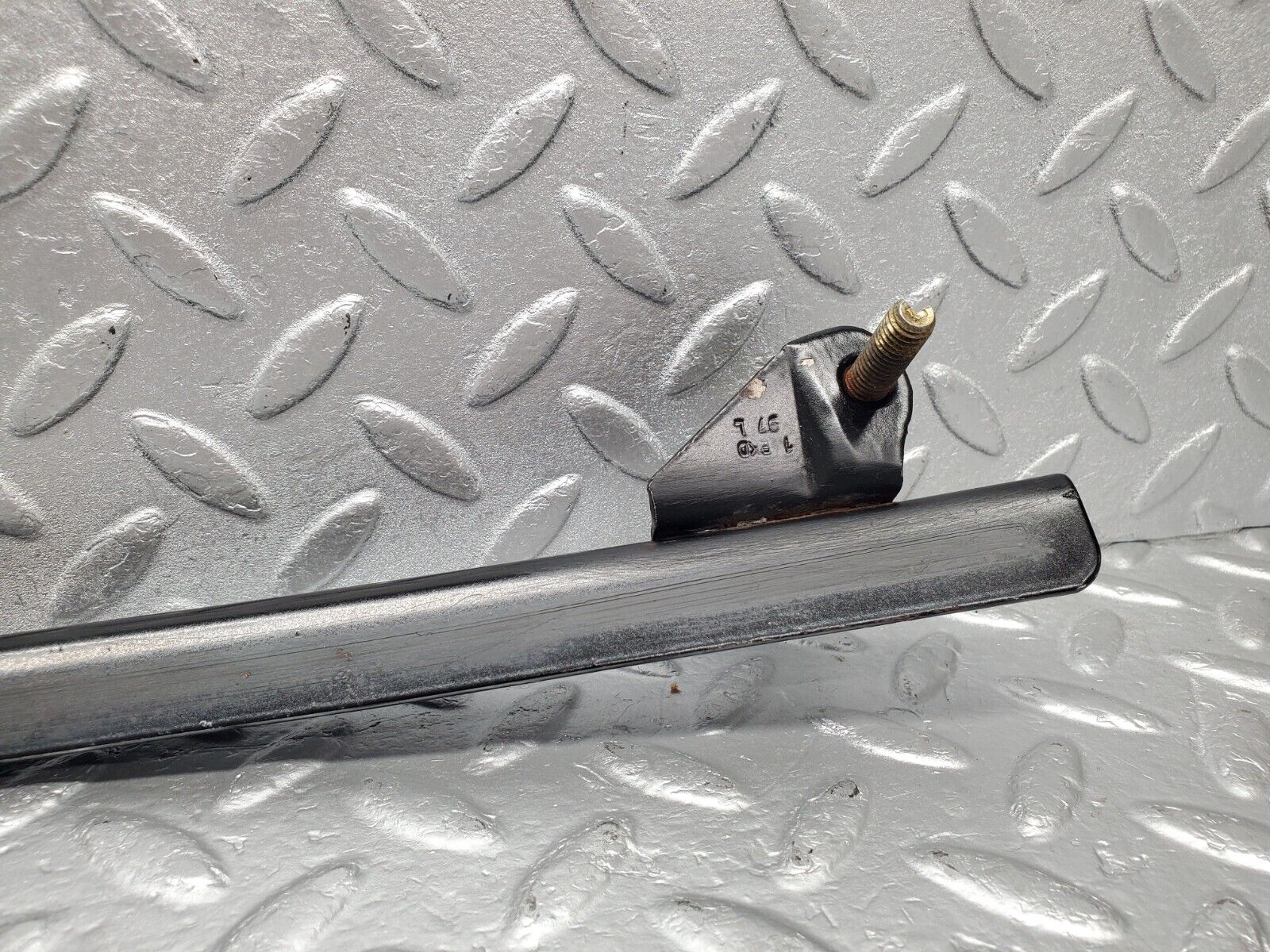 46764 Mercedes-Benz R129 320SL Coupe Front Left Window Channel