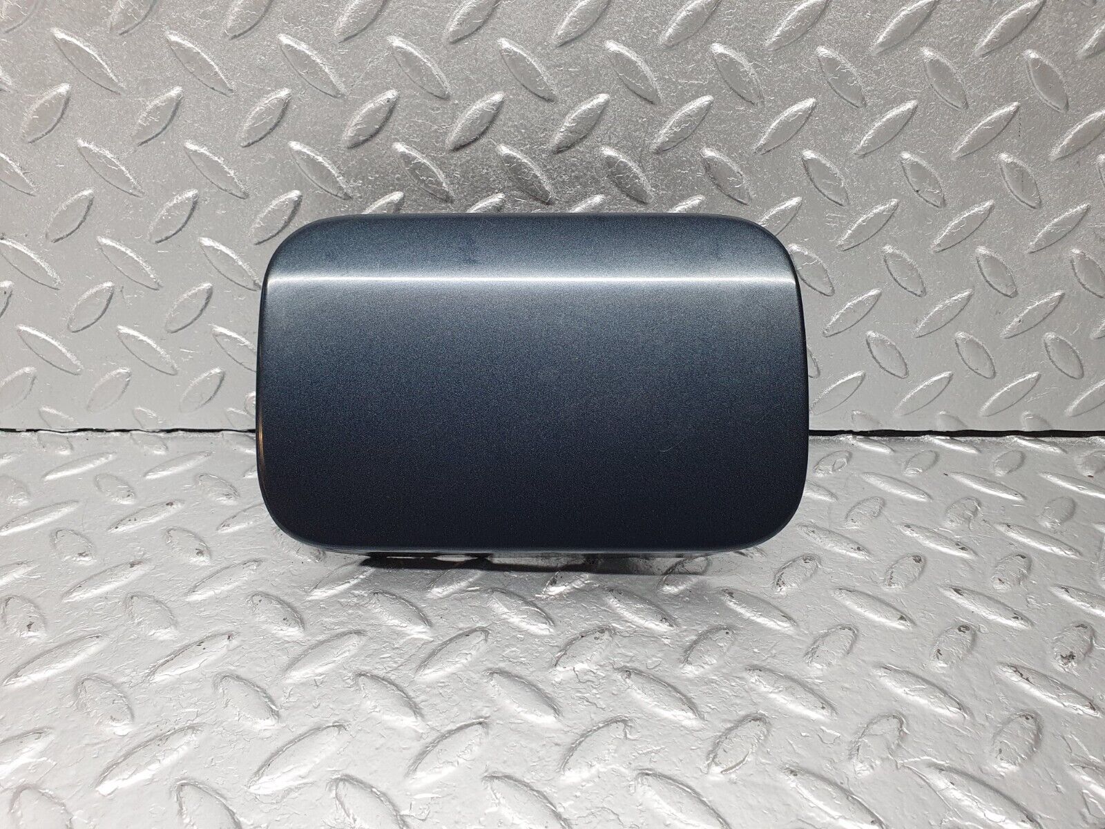 41934 Mercedes-Benz W202 C200 Fuel Tank Flap Cap 2015842939