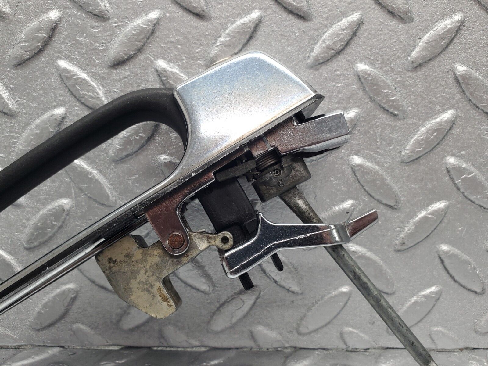 46384 Mercedes-Benz C123 280CE Coupe Right Door Exterior Handle No Key