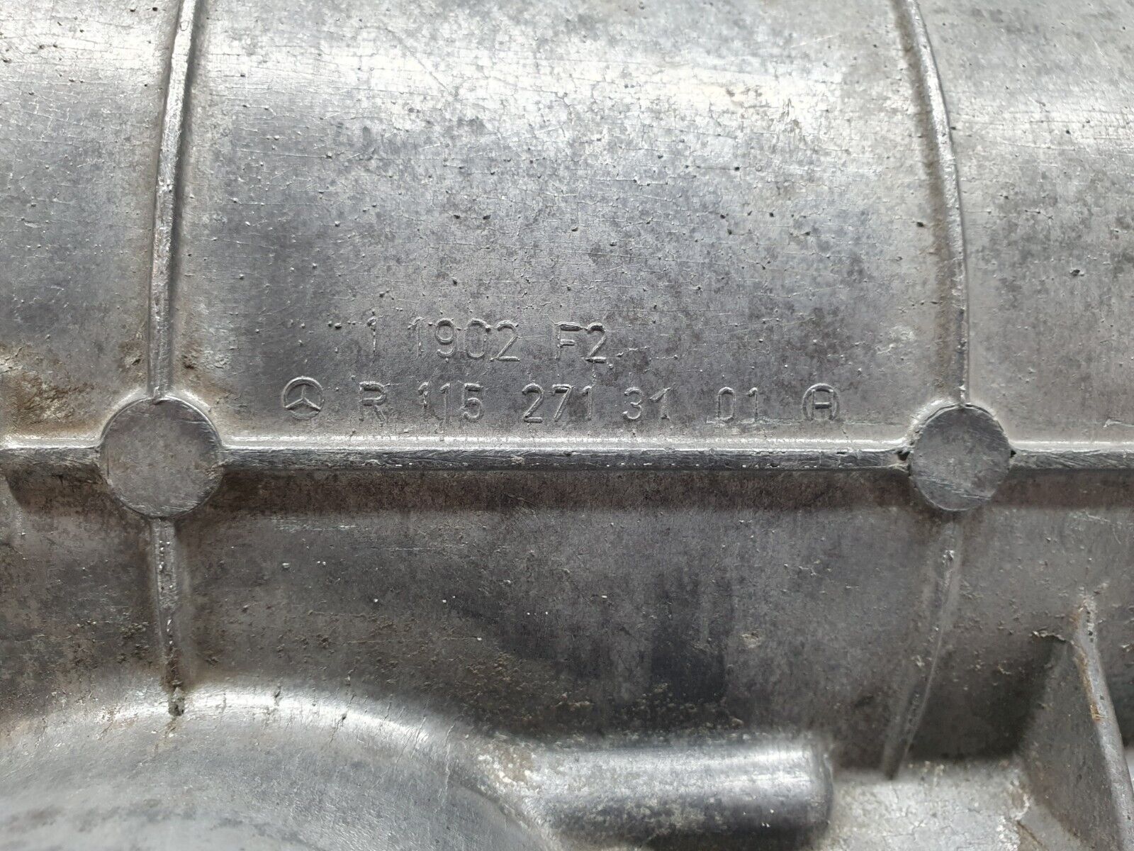 44226 Mercedes-Benz C107 350SLC Coupe Automatic Gearbox Housing 722.001 1152713101