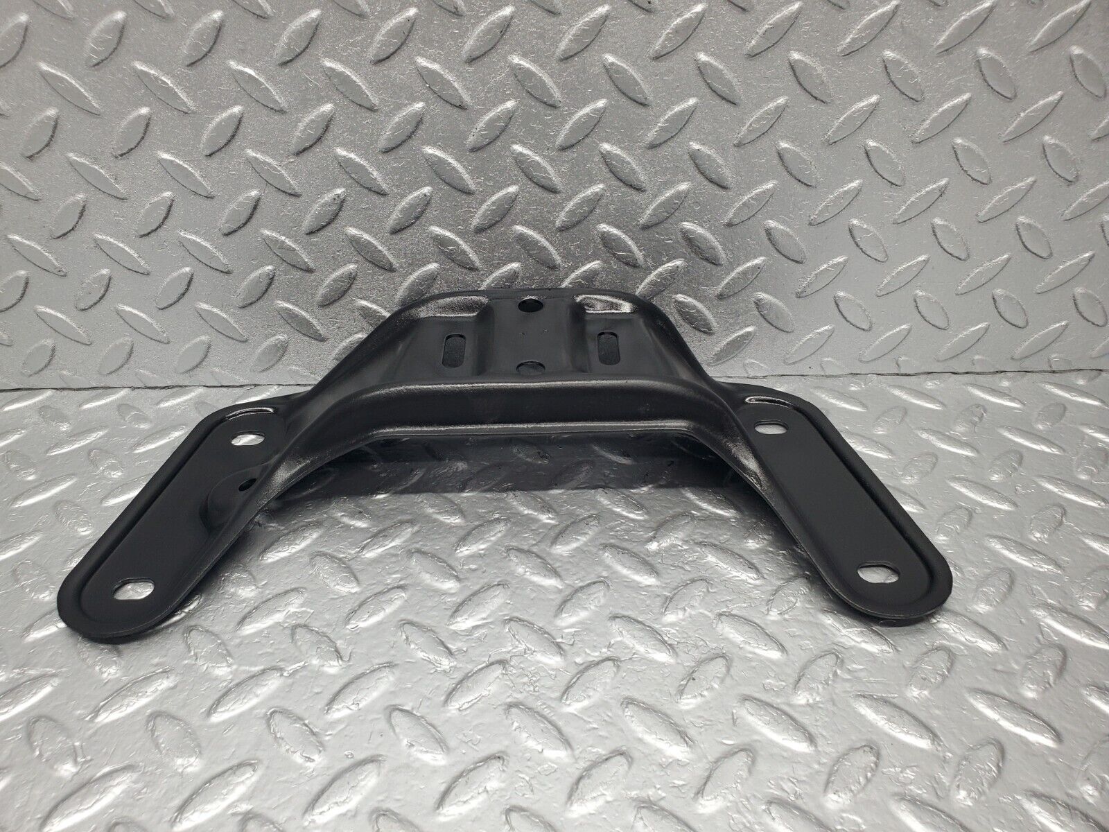 46393 Mercedes-Benz C123 280CE Coupe Gearbox Mount Bracket