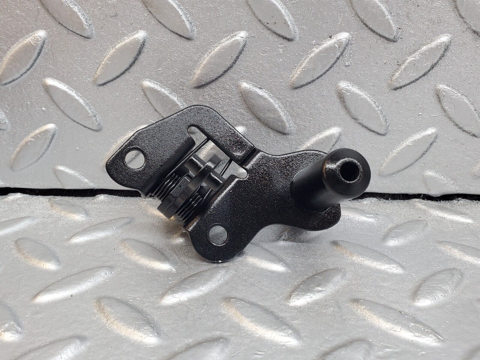 44724 Mercedes-Benz W124 220E Bonnet Lock Latch 1248800260