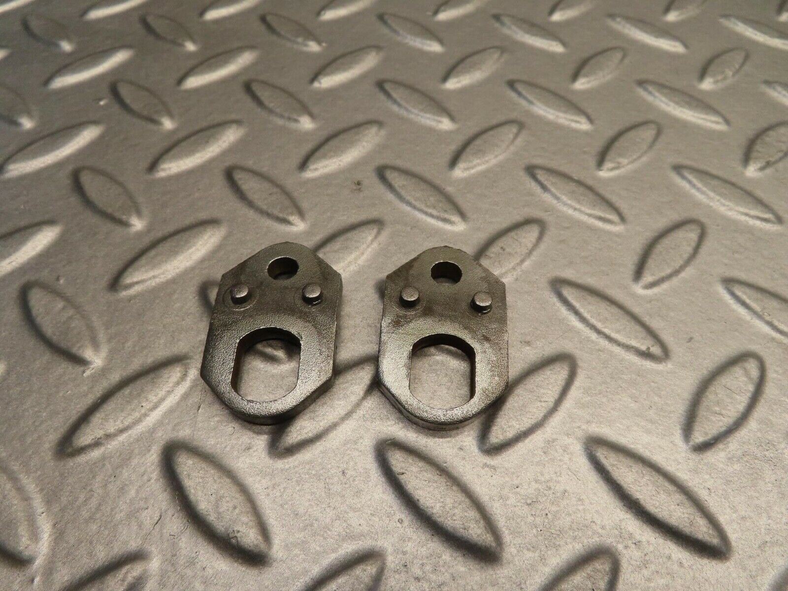 11741 Mercedes-Benz R107 450SL Fuel Injector Bracket