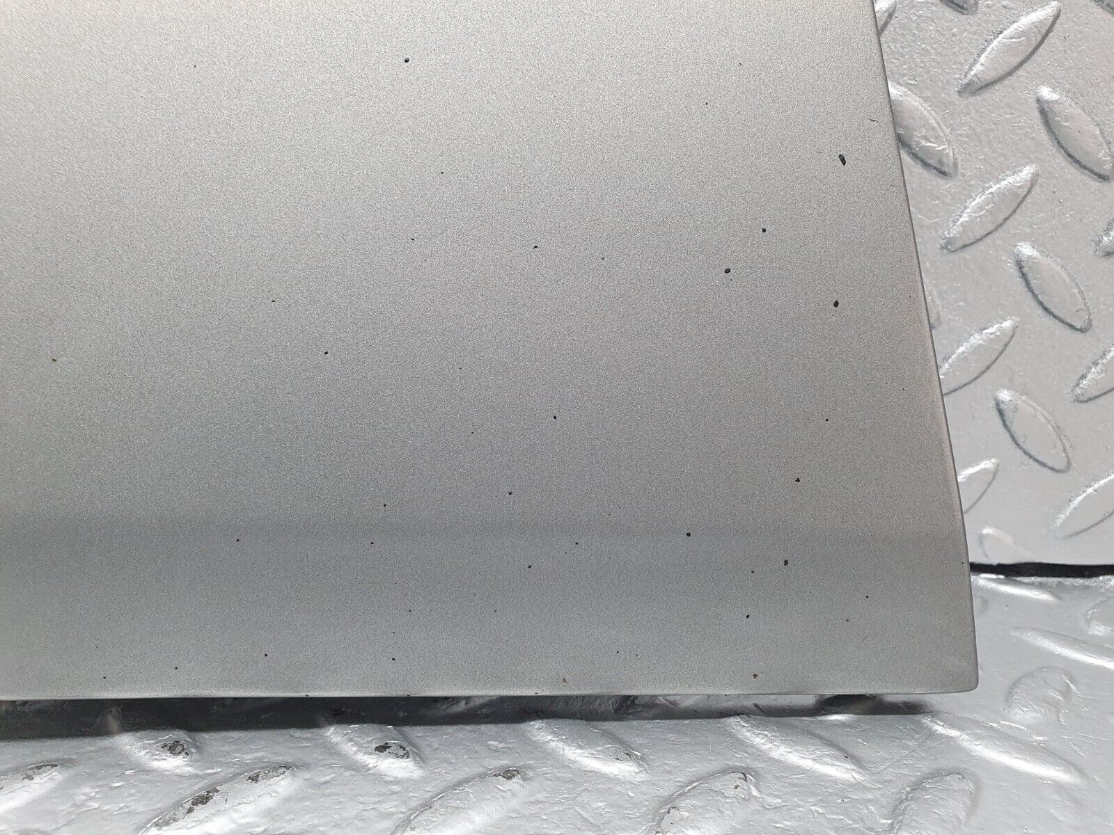 42732 Mercedes-Benz W201 190 2.0L Front Left Fender Wing Moulding Trim 2016905340