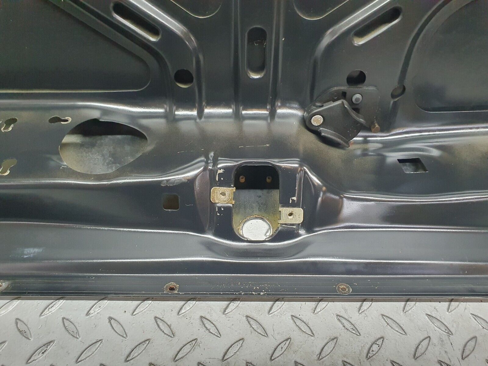 42973 Mercedes-Benz W201 190 Boot Lid Trunk Door