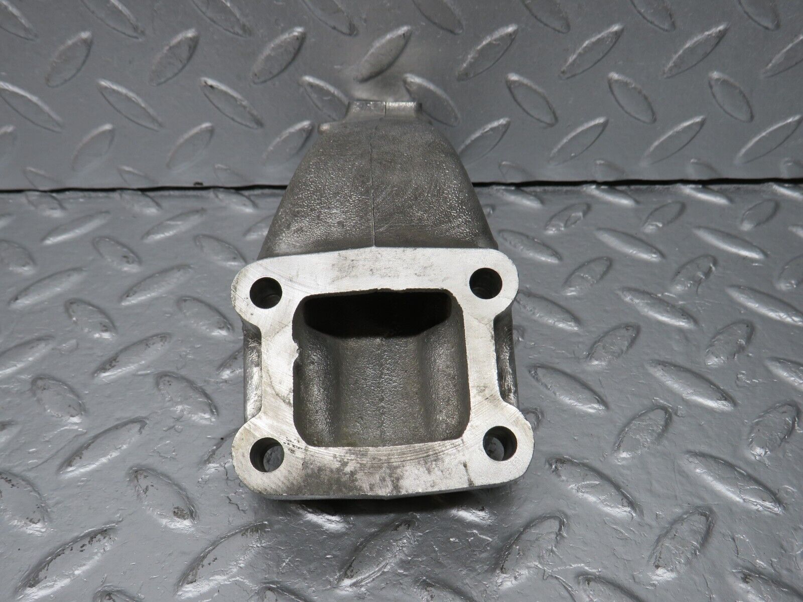 39877 Mercedes-Benz R107 350SL Engine Mount Bracket Left Side 1162234404