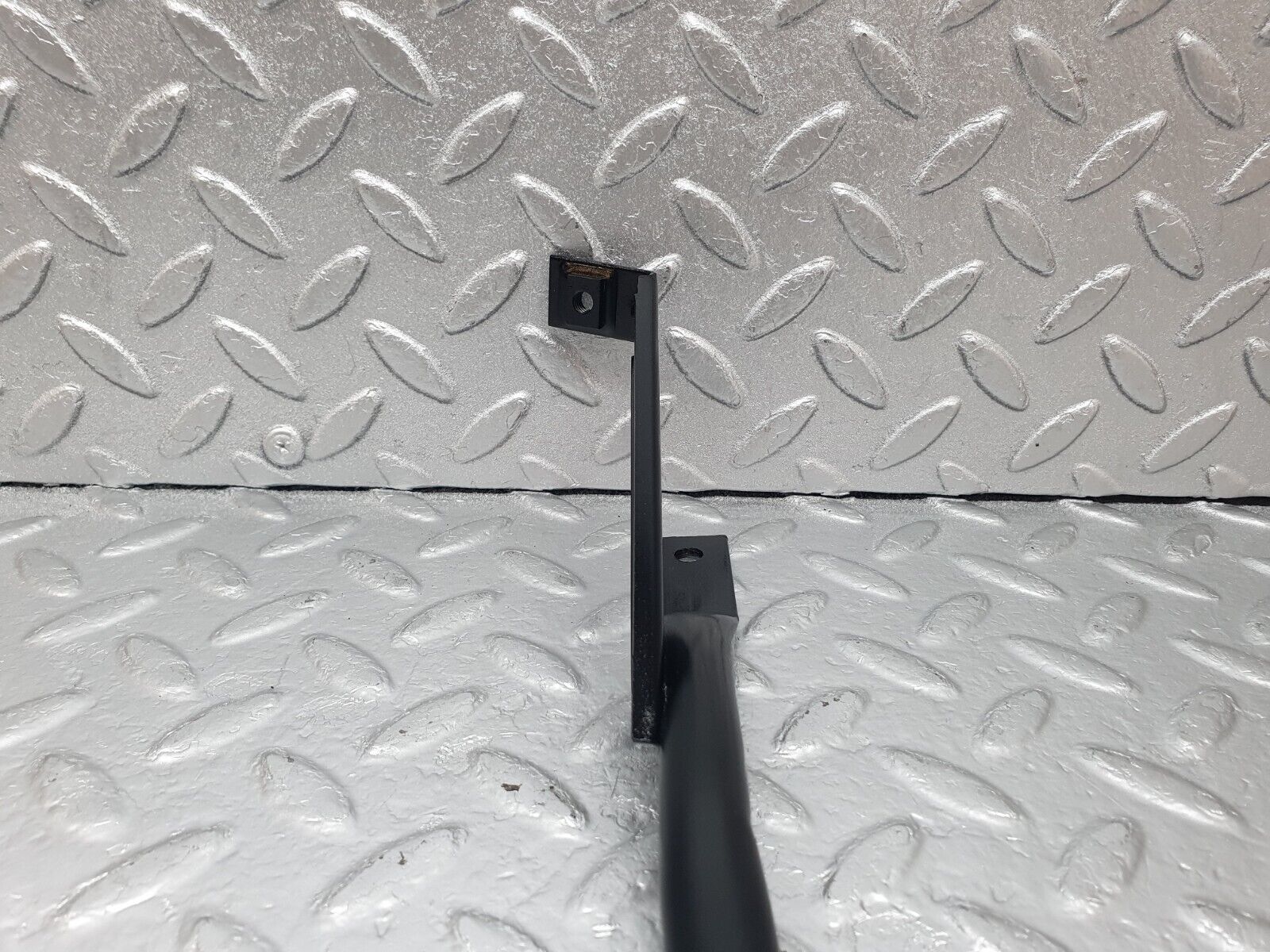 43936 Mercedes-Benz C123 230CE Coupe Horn Bracket