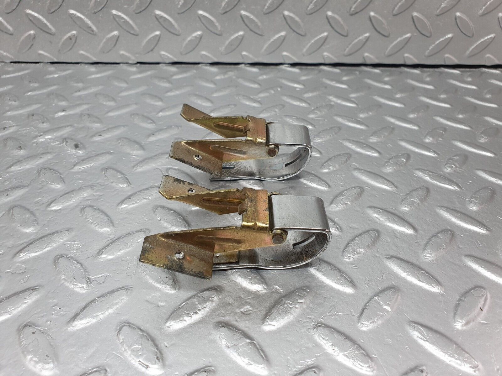 43370 Mercedes-Benz W108 280SE Glove Box Door Hinge 2X