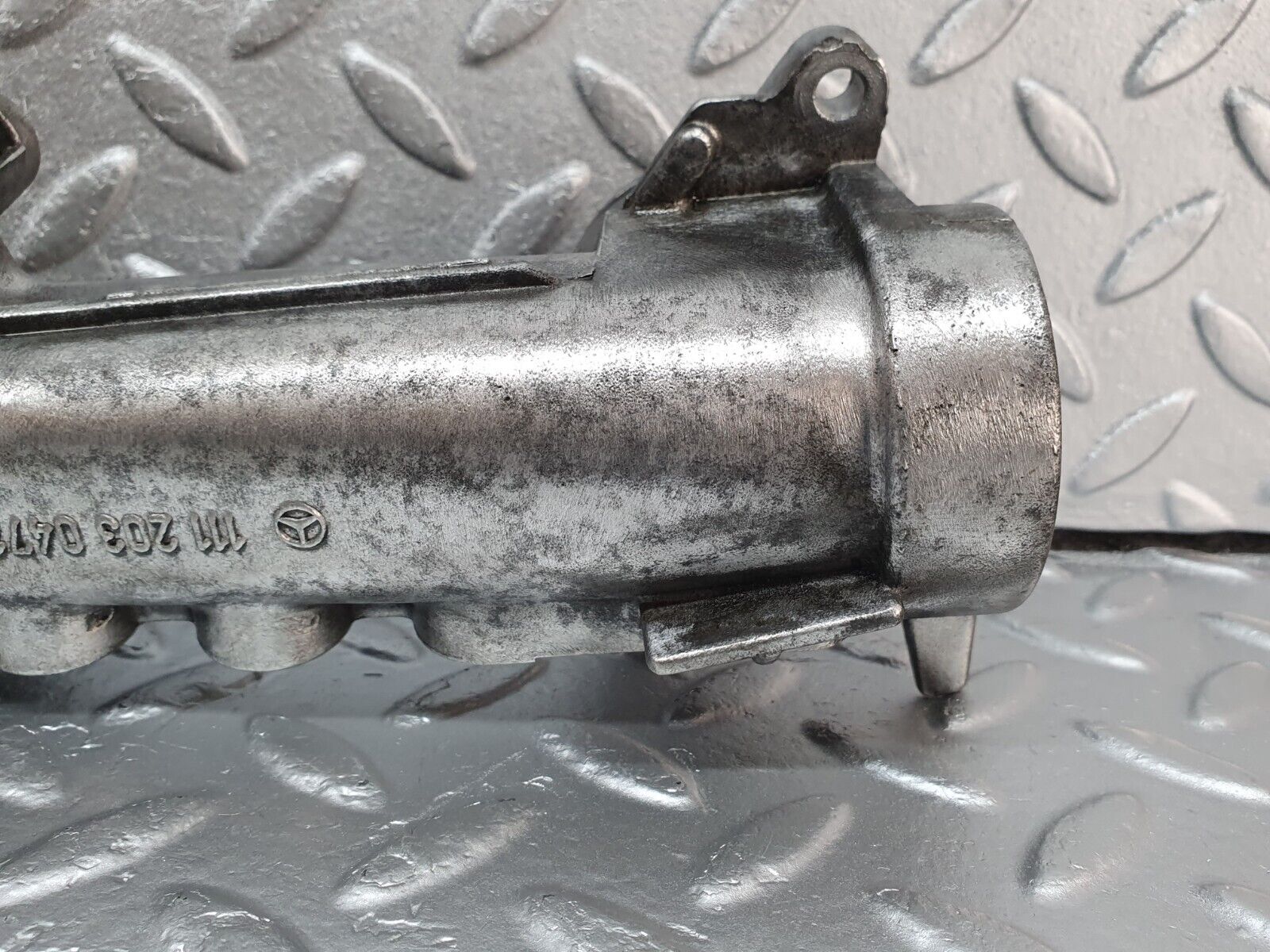 41897 Mercedes-Benz W202 C200 Thermostat Housing 1112030473