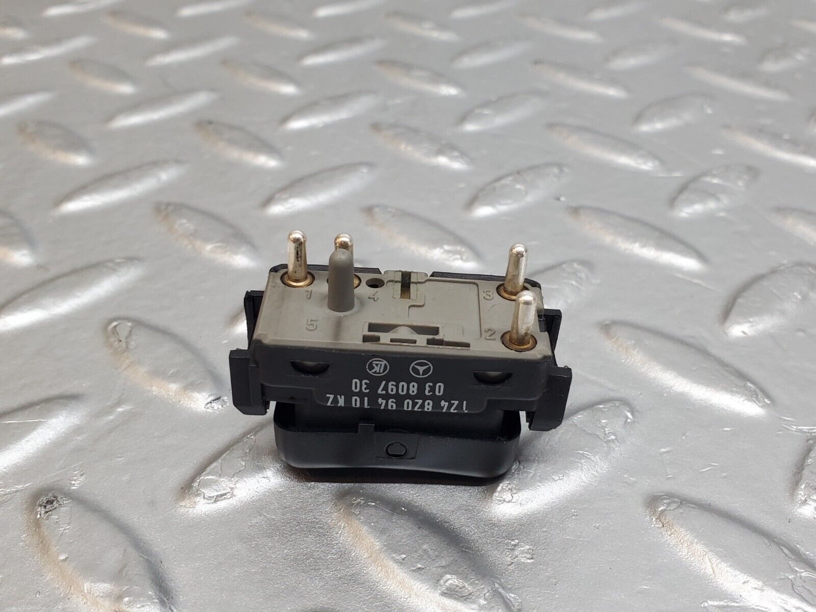 44714 Mercedes-Benz W124 220E Electric Window Switch Right Side 1248209410