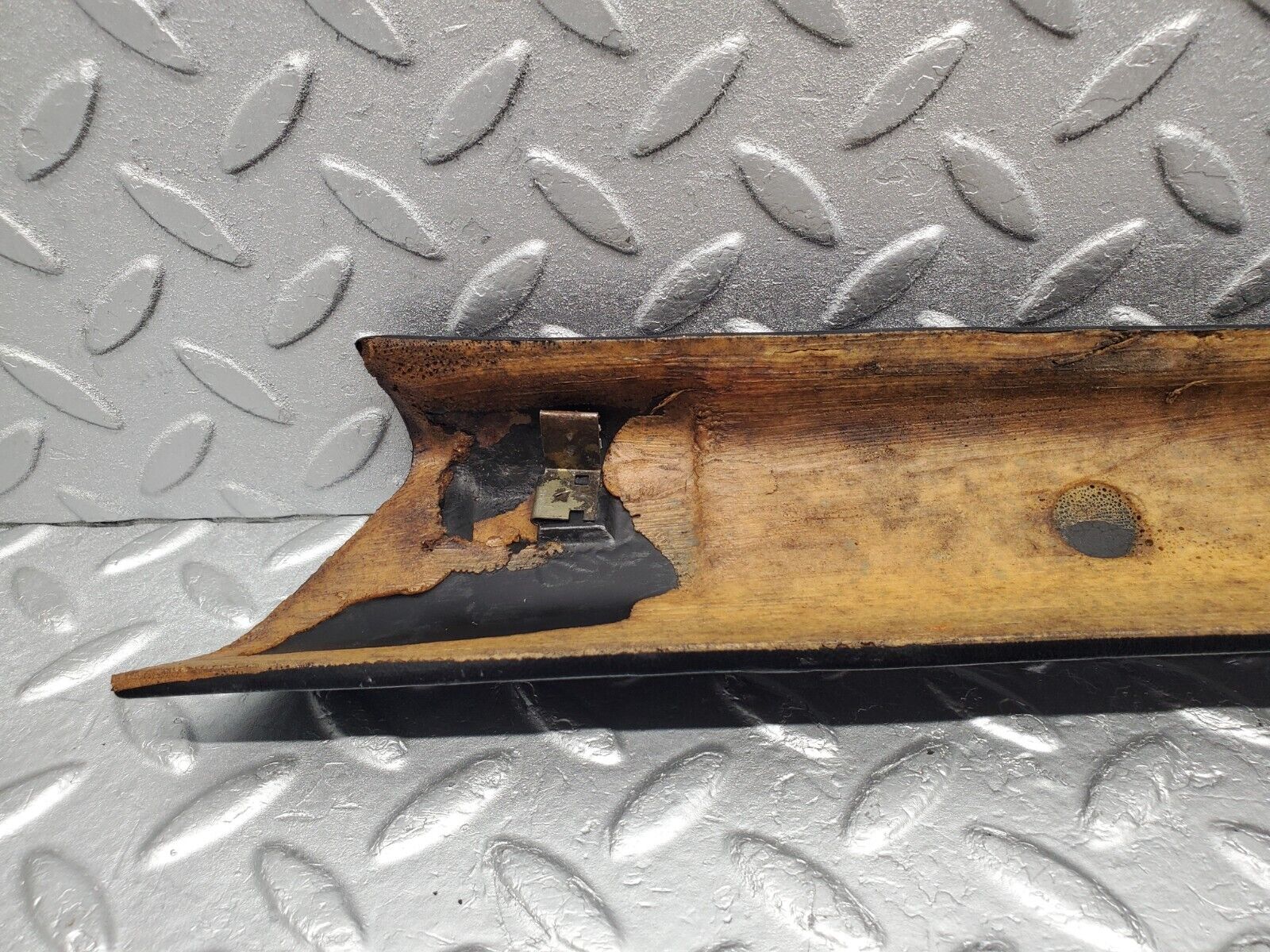 46345 Mercedes-Benz C123 280CE Coupe A Pillar Cover Right Side Black