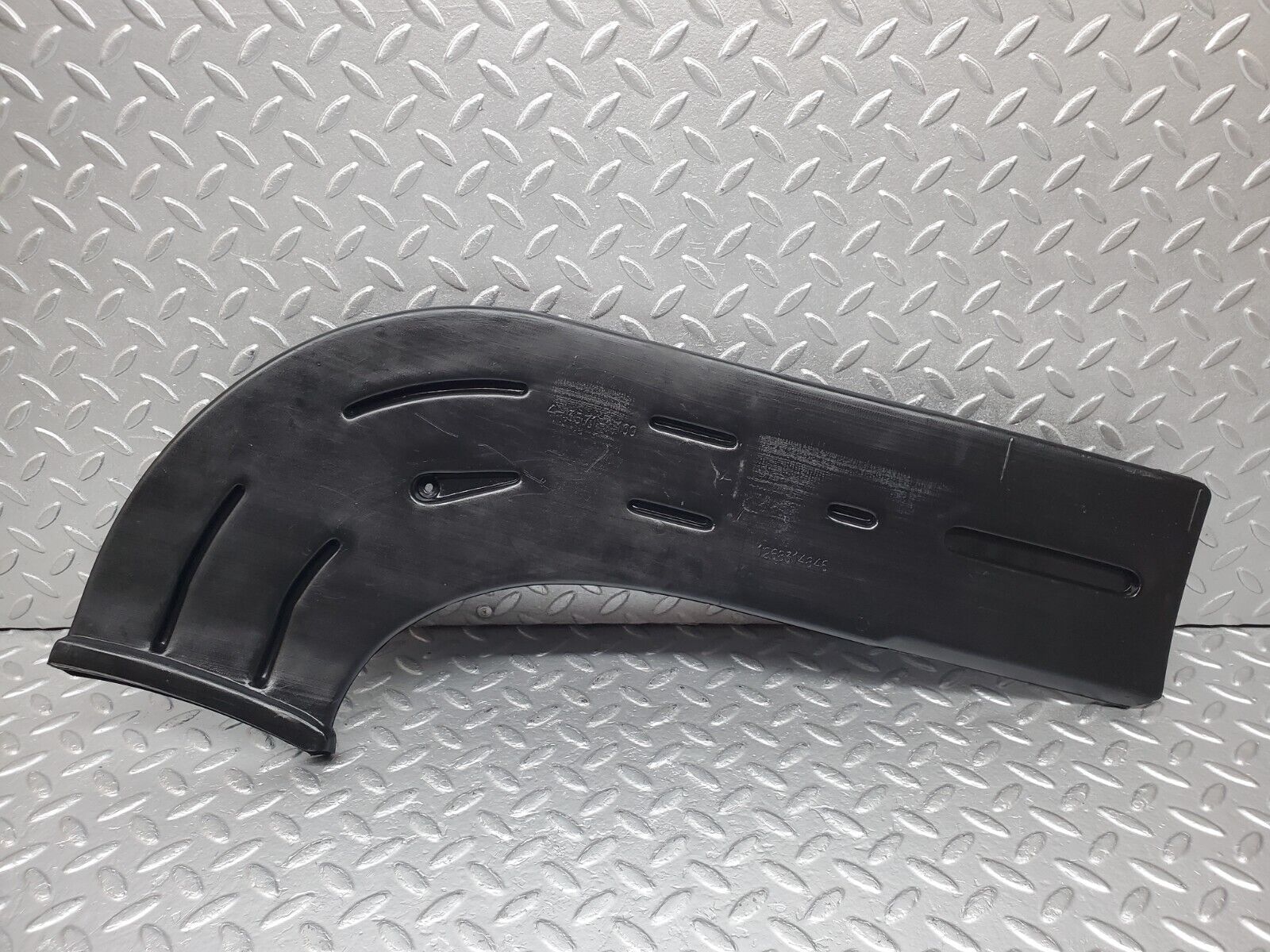 45625 Mercedes-Benz W126 420SE Air Duct Heater Ventilation Right 1268314846