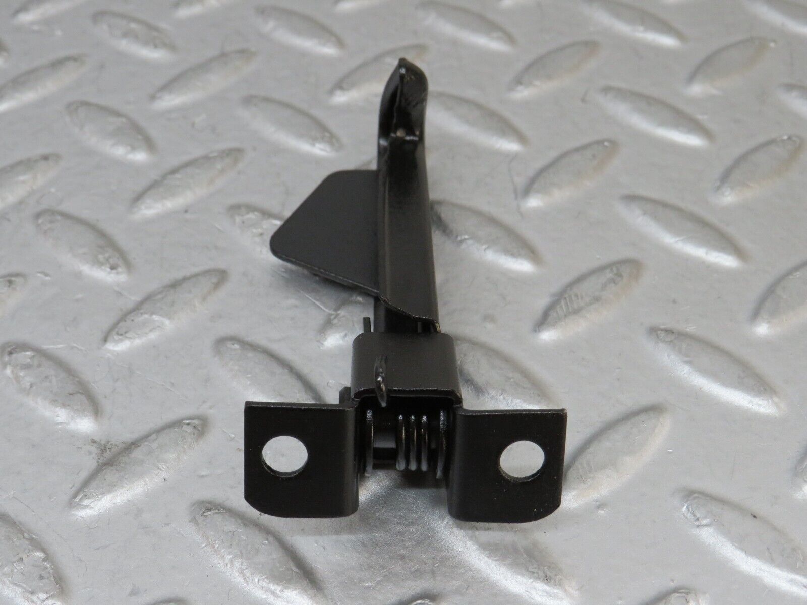 35527 Mercedes-Benz R107 280SL Bonnet Safety Latch