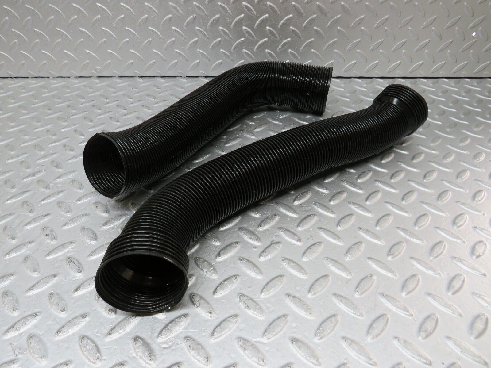 35496 Mercedes-Benz R107 280SL Dash Air Vent Pipe 2x