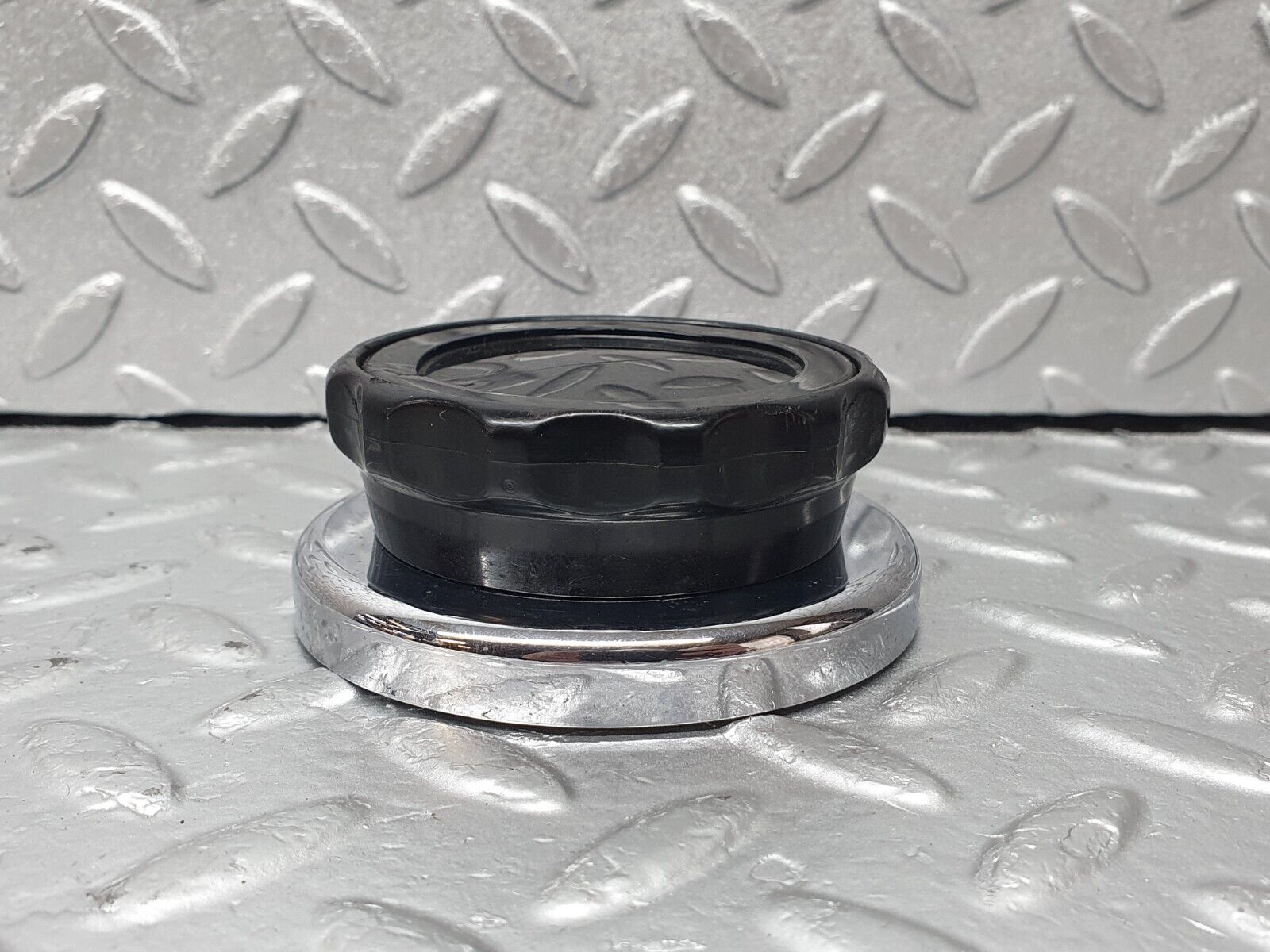 43002 Mercedes-Benz W108 280SE Seat Backrest Recline Handle Knob