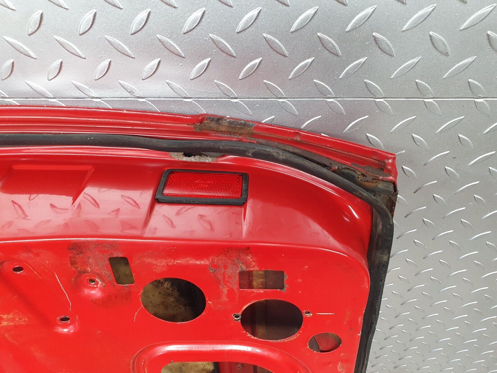 43817 Mercedes-Benz C126 380SEC Coupe Right Door