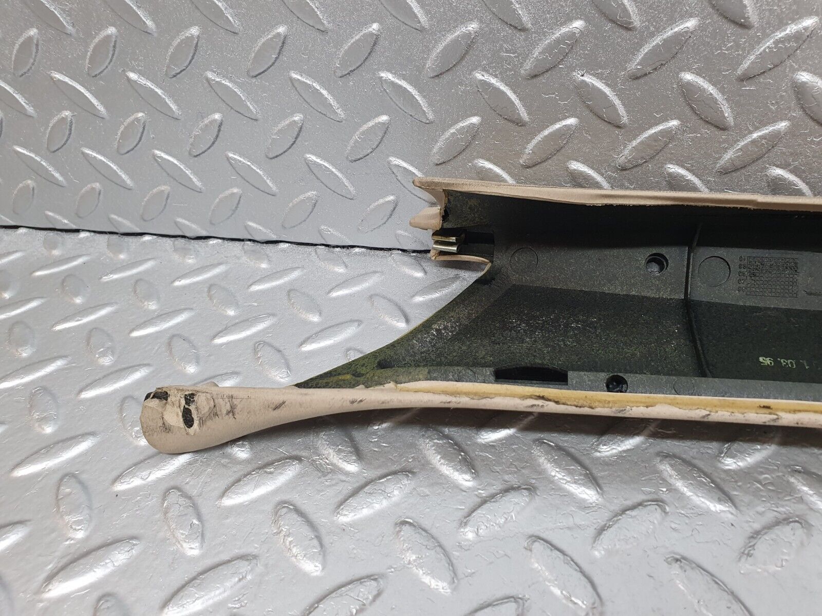 42205 Mercedes-Benz R129 320SL Coupe A Pillar Cover Right Side Beige 1296920289